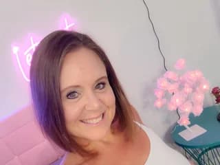 CourtneyLynn WebCAM 