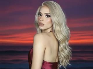 EmaMichaelss18 WebCAM 