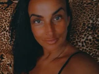 WebCAM of Miss_Kaytee