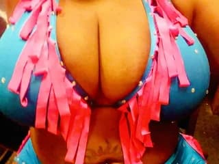 WebCAM of MsStallionBrown