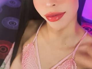 WebCAM of Sweet_Michelle_Doll